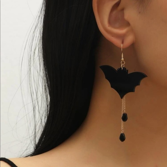 Halloween Bead & Bat Drop Earrings - Picture 2 of 3